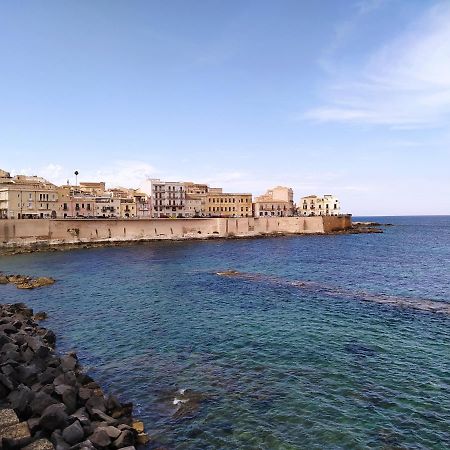 La Punta Di Ortigia Holiday Home Syracuse Exterior photo